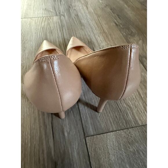 Christian Louboutin Nude Pointy Toe Heel Pump size 37.5 - Picture 5 of 16